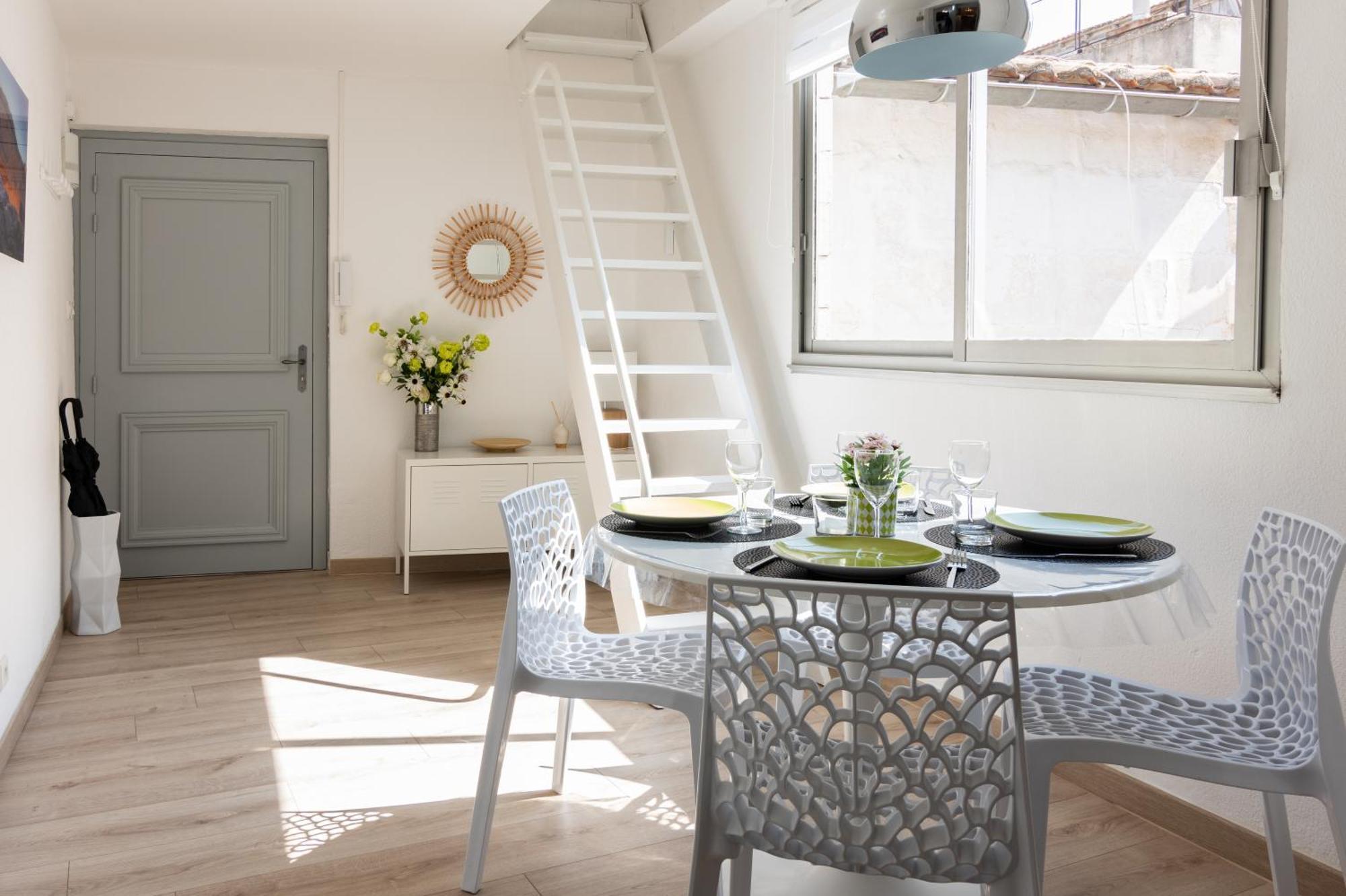 Arles Holiday - La Terrasse Екстериор снимка